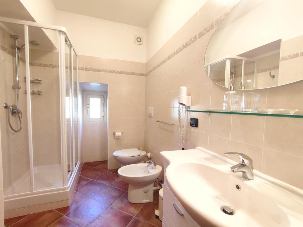B&B Villa Regina Brunate Esterno foto